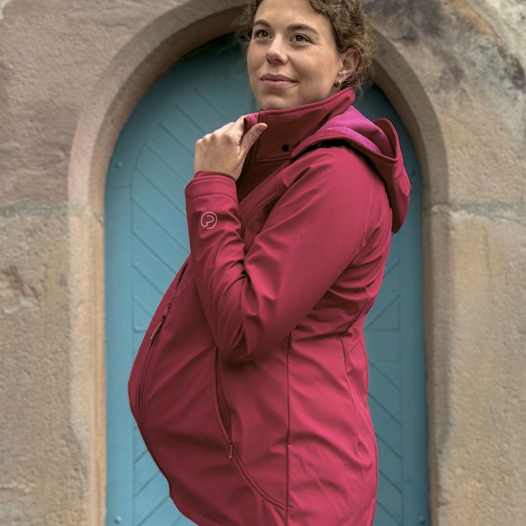 Wetterfeste Umstands- und Tragejacke von mamalila in Pink aus Softshell - auch für die Schwangerschaft